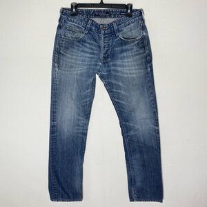Guess Jeans 1981 Distressed Vermont Slim Tapered Med Wash Blue Jeans 32